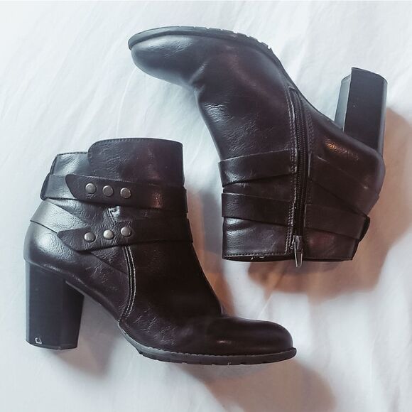 Strap Ankle Heeled Boots
